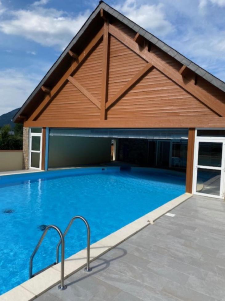 Appartement Tres Agreable Dans Belle Residence, Classe 3 Etoiles Par Le Comite Departementale Du Tourisme En Haute Garonne Bagnères-de-Luchon Εξωτερικό φωτογραφία